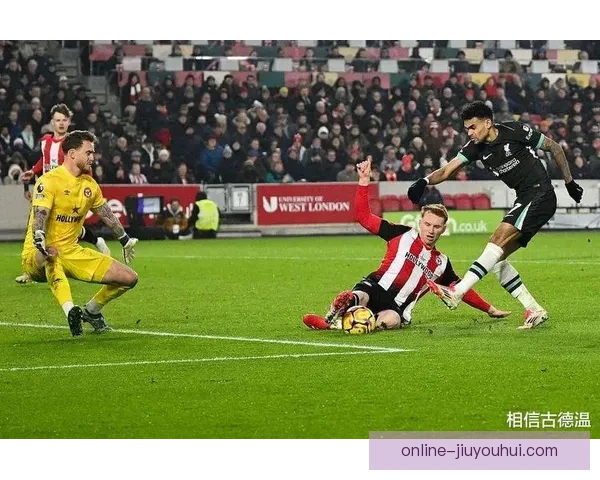 布伦特福德英超赛季稳住位置成功保级彰显球队韧性
