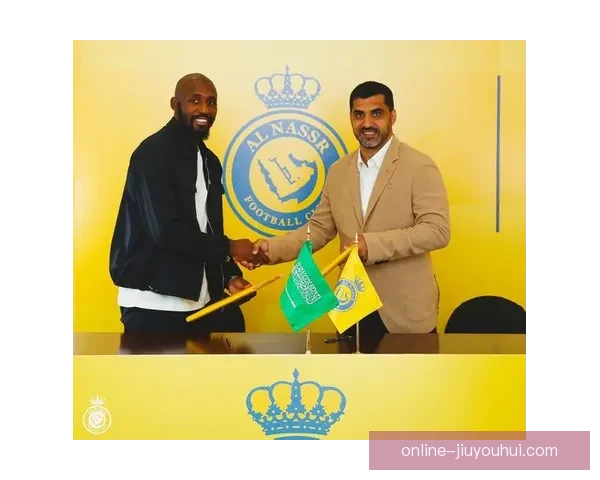 福法纳转会沙特联赛离开朗斯引发关注与期待